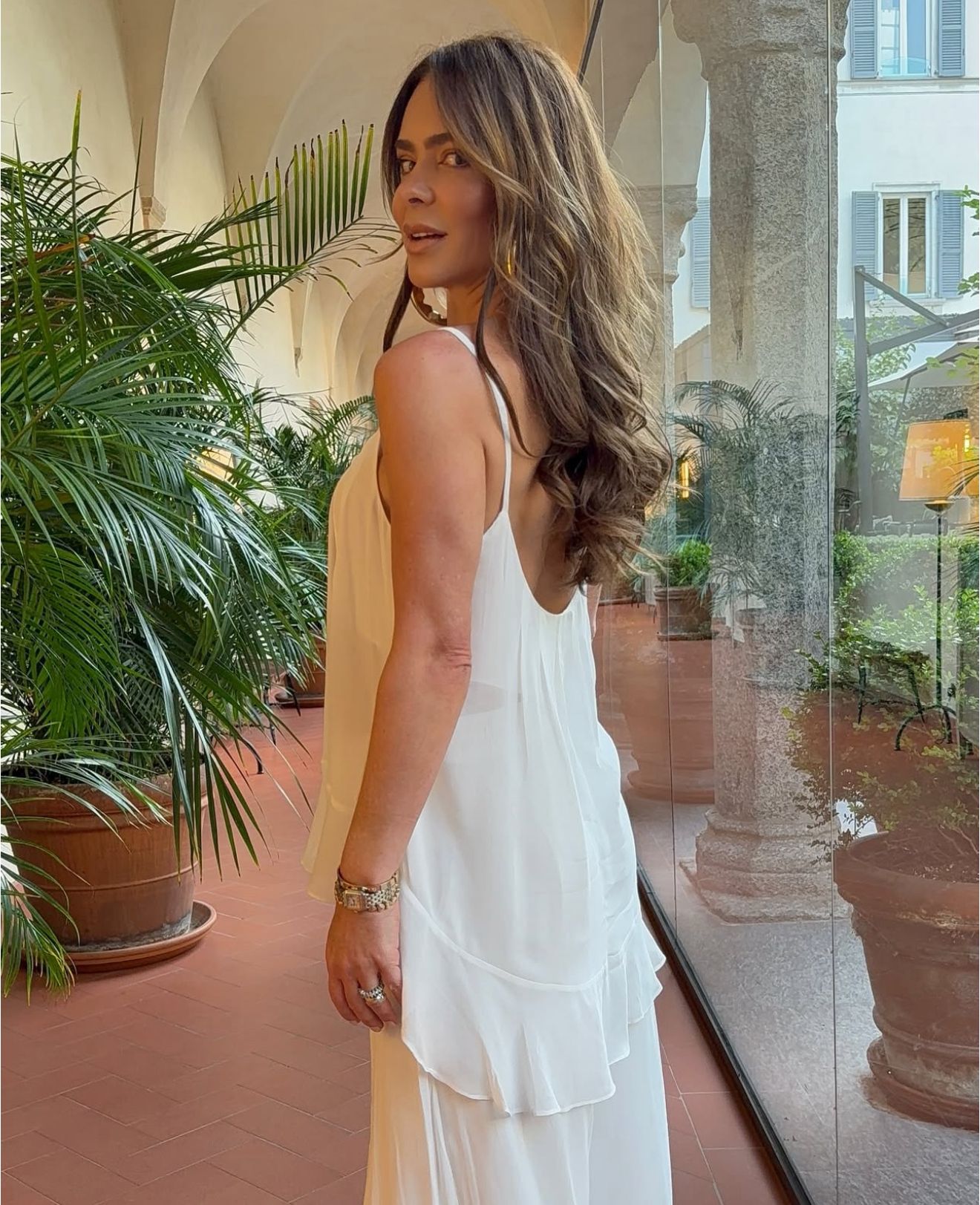 Set with flowy blouse and wide-leg pants