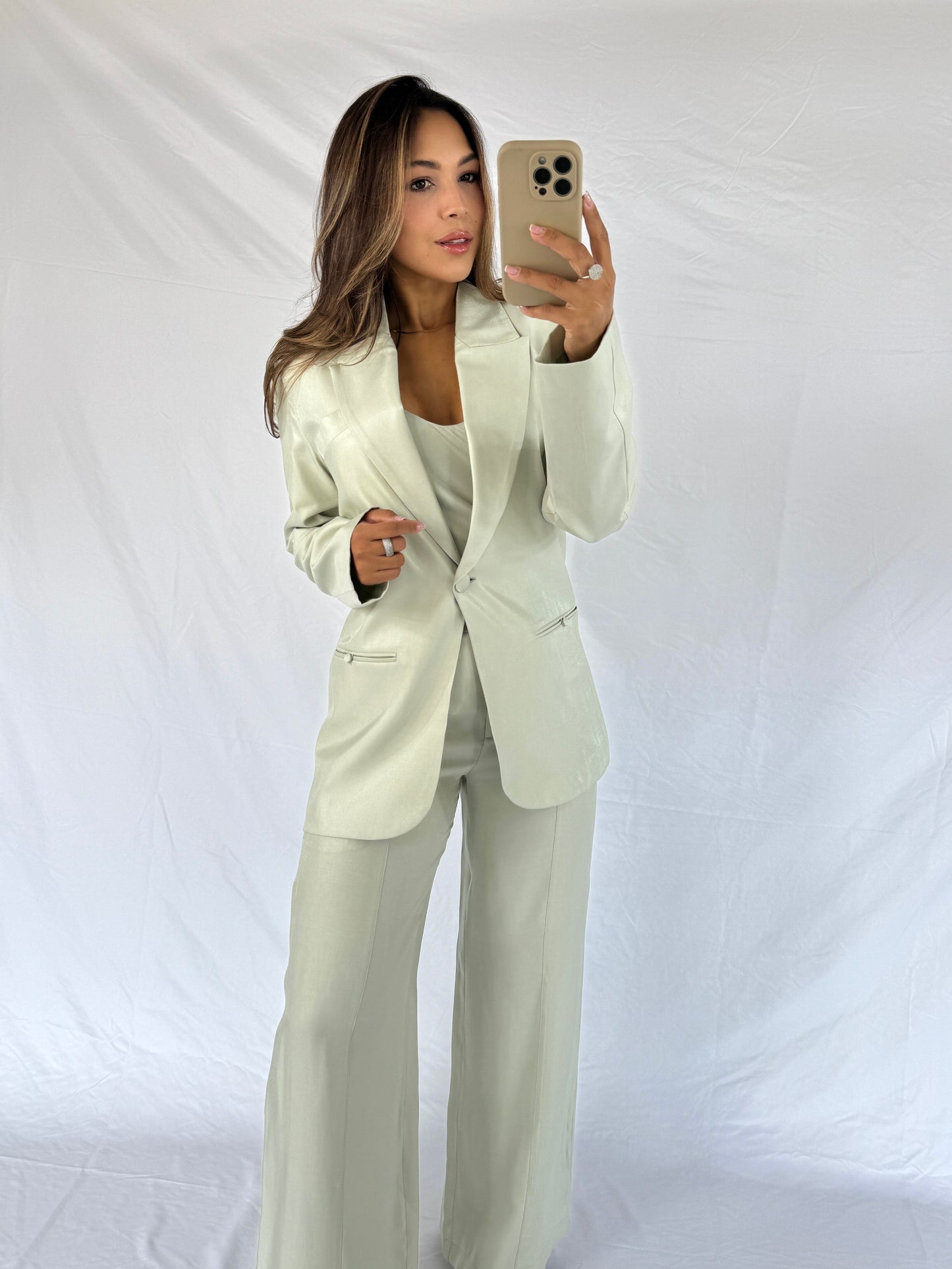 Trijunto Alfaiataria Acetinado